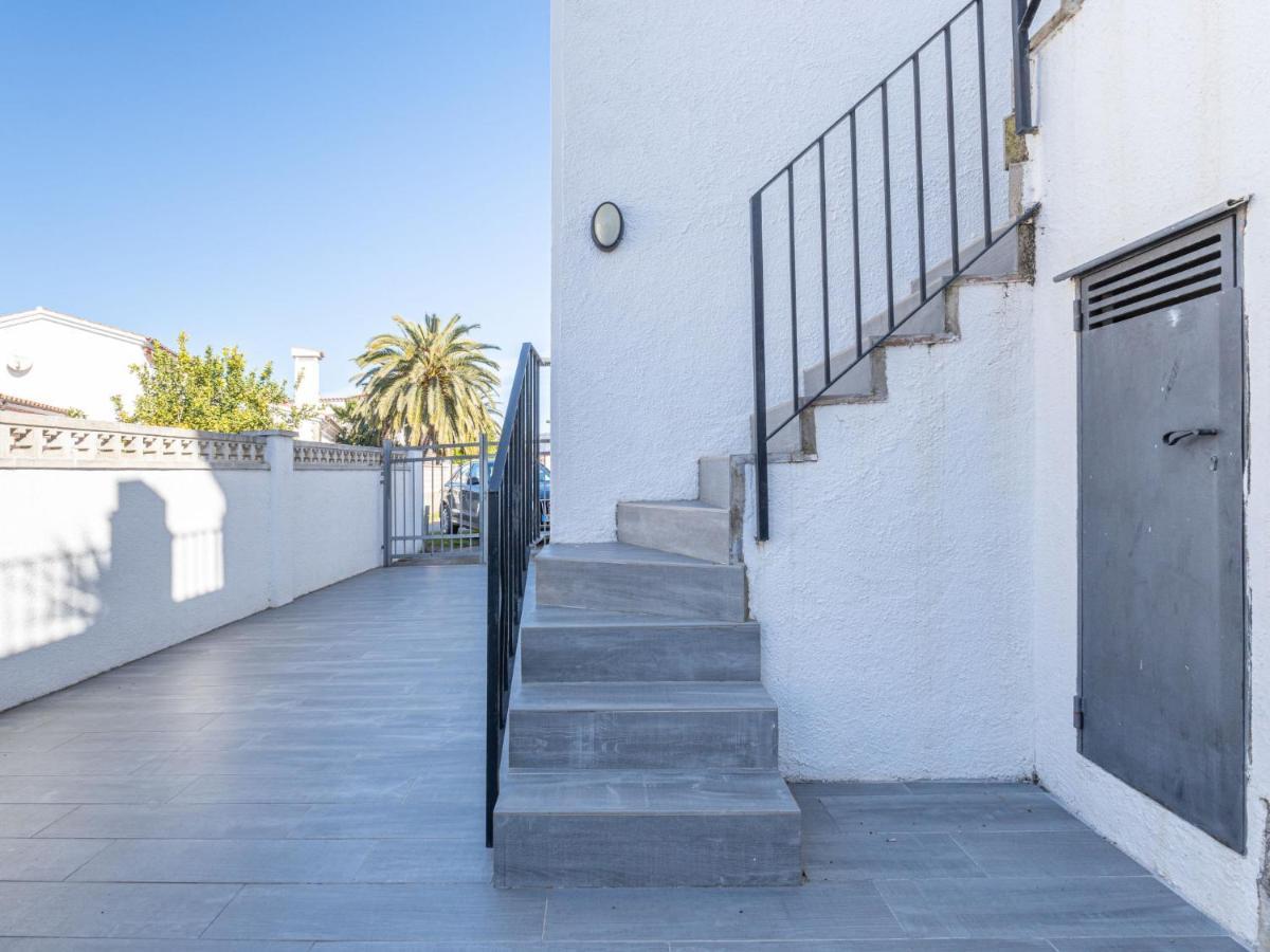 Dreams By Interhome Ampuriabrava